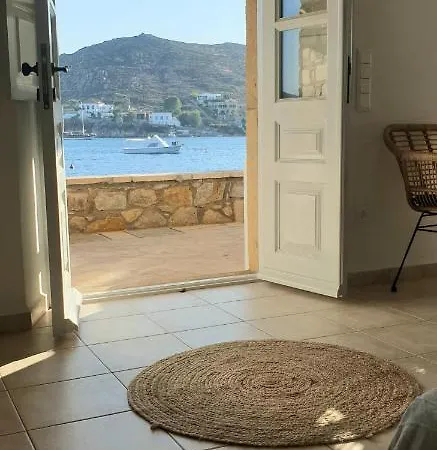 εν πλω * Grikos Bay (Patmos)